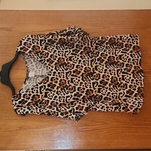 Animal print shirt with open shoulders